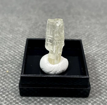 NOVO! 100% Natural o Brasil turmalina cristal mineral amostras de pedras e cristais de quartzo os cristais de tamanho da caixa de 2,6 cm